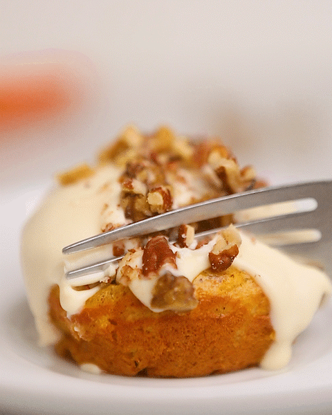 Protein Carrot Cake Muffins 🥕